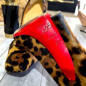 CHRISTIAN LOUBOUTIN VINTAGE AUTHENTIC LEOPARD HEEL